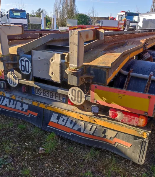 Remorque 3 essieux porte caisson de rollon
