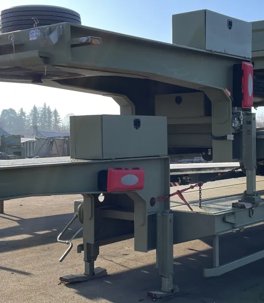 Semi-Remorque 3 essieux - porte engin